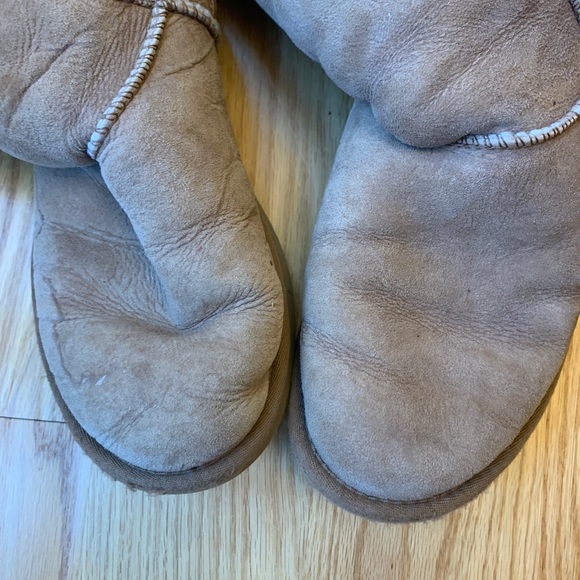 UGG Australia Classic Tall Boots Size 8 - Picture 2 of 7